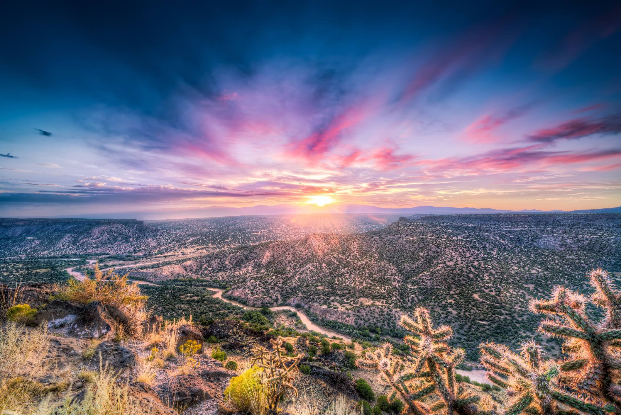 Beautiful sunrise at Overlook Point over the Rio Grande near Bandelier, NM